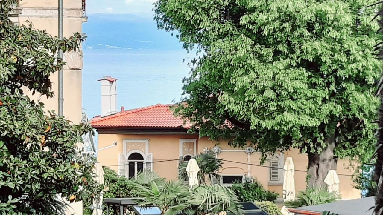 Lovran Centar, Apartman Gega Екстер'єр фото