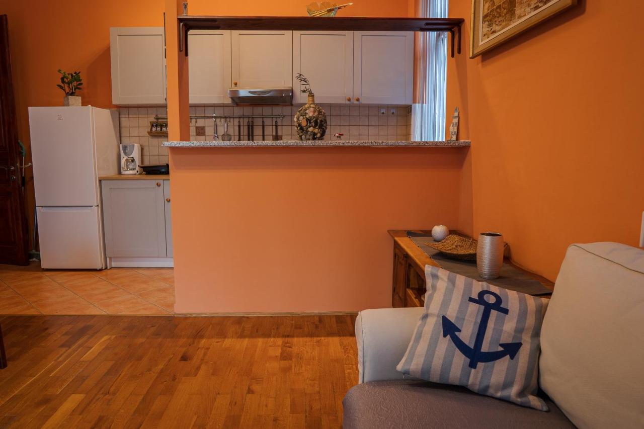 Lovran Centar, Apartman Gega Екстер'єр фото